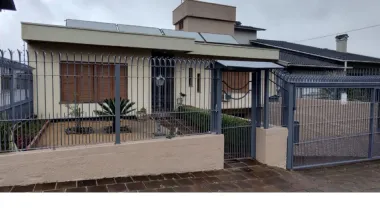 Casa para venda no bairro Petrópolis em Caxias do Sul Casa para venda no bairro Petrópolis em Caxias do Sul
