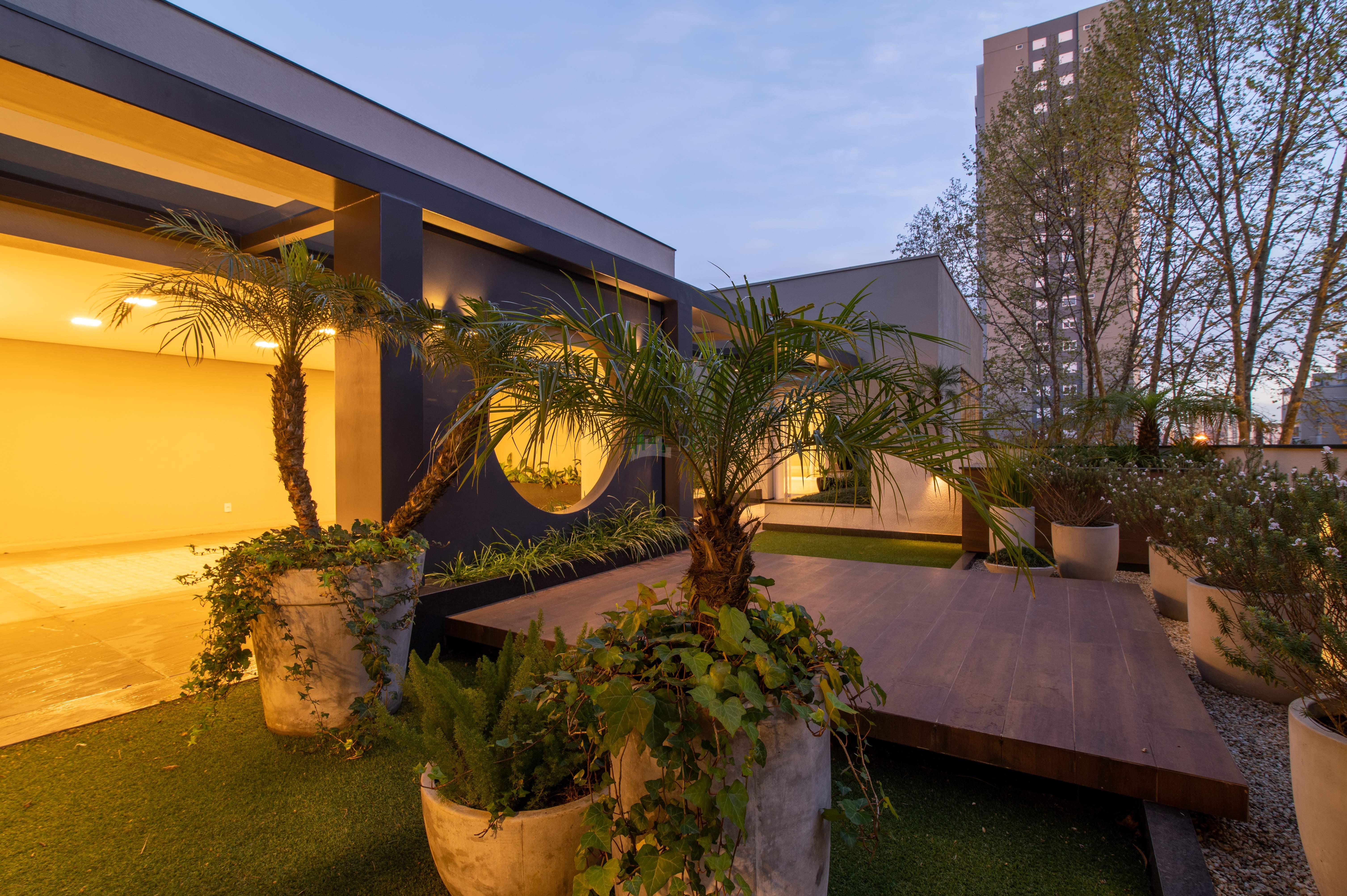 Apartamento, 3 quartos, 242 m² - Foto 2